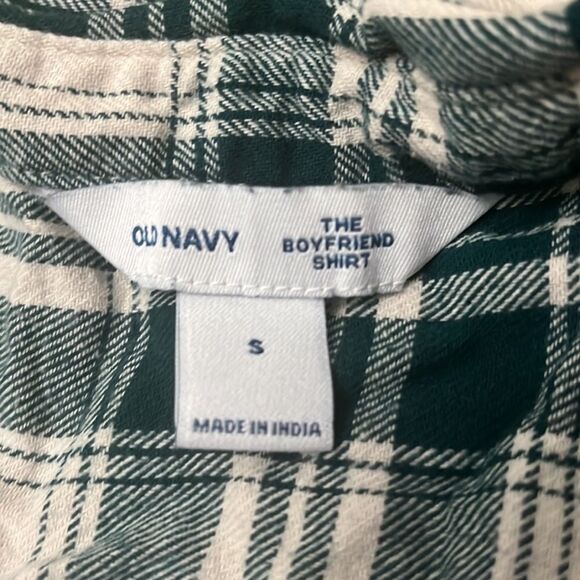 Old navy long sleeve button down/shacket - Picture 2 of 7